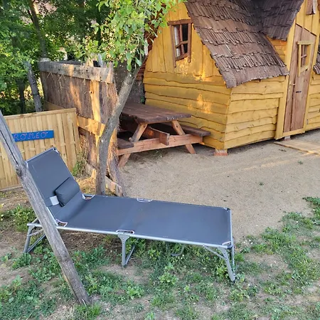 Les Cabanes Du Veau Morannes sur Sarthe-Daumeray Buitenkant foto